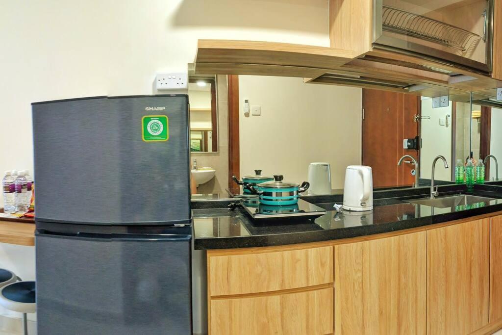 Lovina 1823 At Pollux Meisterstadt Batam Екстер'єр фото